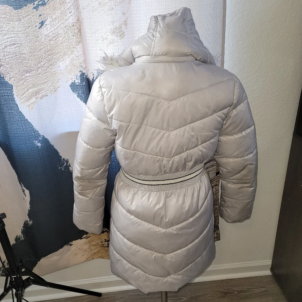 Girls silver Michael Kors coat - Picture 6 of 8